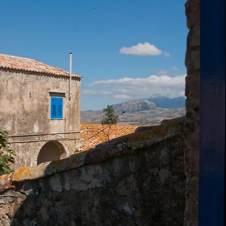 Farm stay Fontanarossa